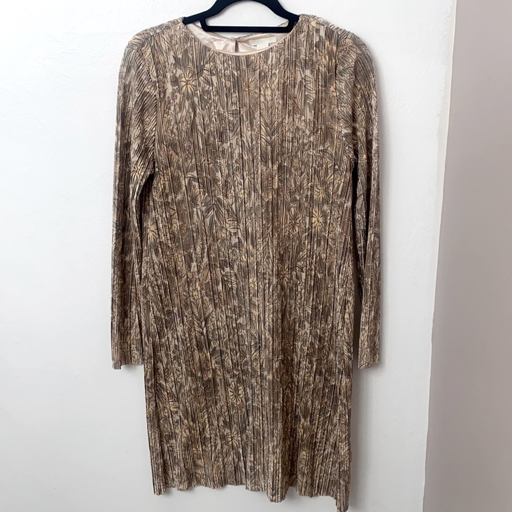 H&M Dress - Picture 2 of 4
